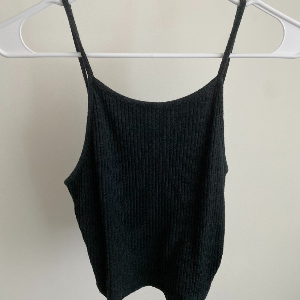 Brandy Melville Ribbed Cropped Tank Top